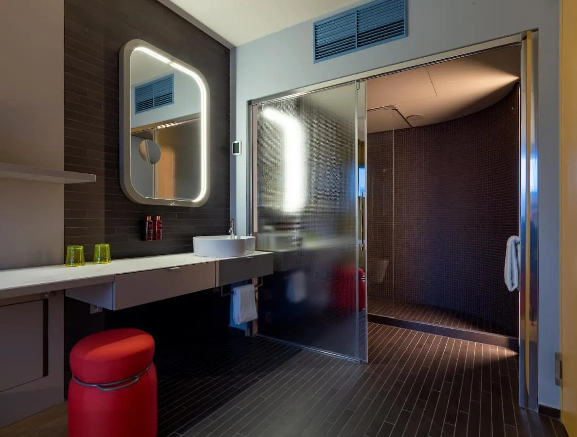 ****  B'Mine Hotel Duesseldorf Germany