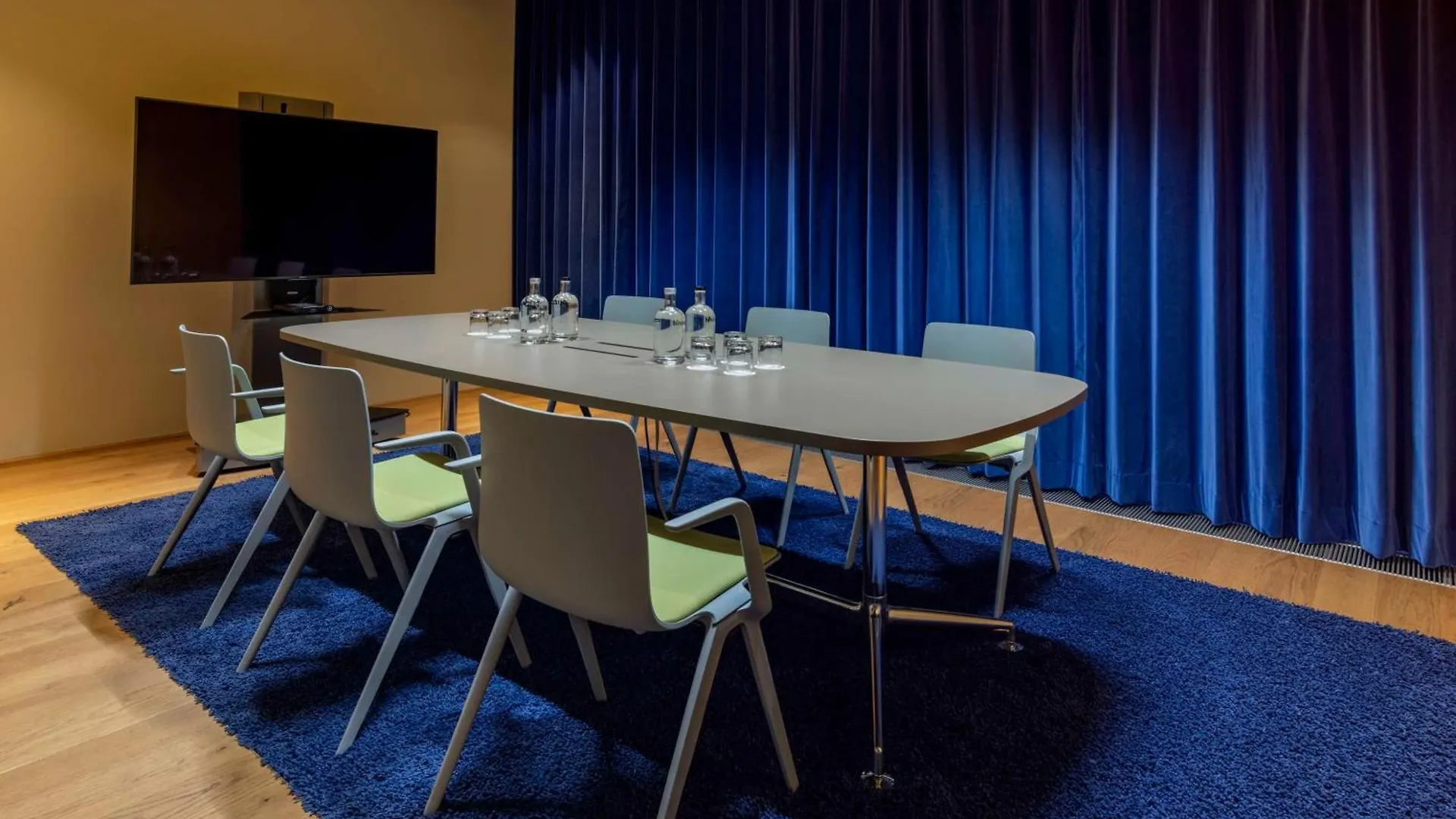 B'Mine Hotel Duesseldorf 4*, Dusseldorf Germany